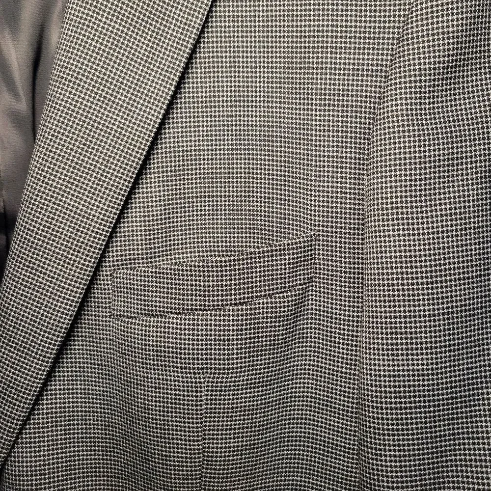 Marc Anthony Men's Jacket/Blazer Size 42R 2 Button Closure‎ Gray